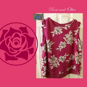 🌹Flowery Sleeveless Blouse by Rose & Olive Medium